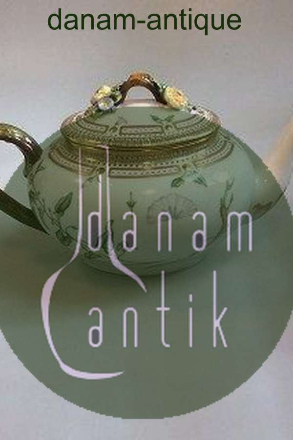 Royal Copenhagen Flora Danica Thekande med låg no. 3631 / 143