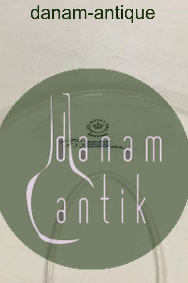 Royal Copenhagen Tradition Hvid Halvblonde m. Guld Ovalt servingsfad No 533