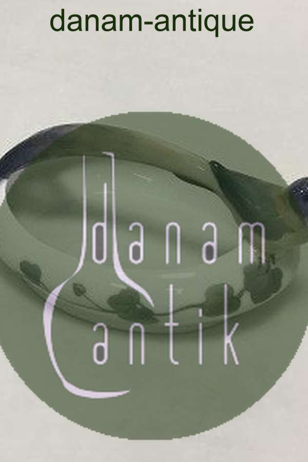 Royal Copenhagen Art Nouveau Fugleskål No 753/376