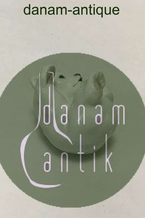 Royal Copenhagen Figur af Isbjørneunge