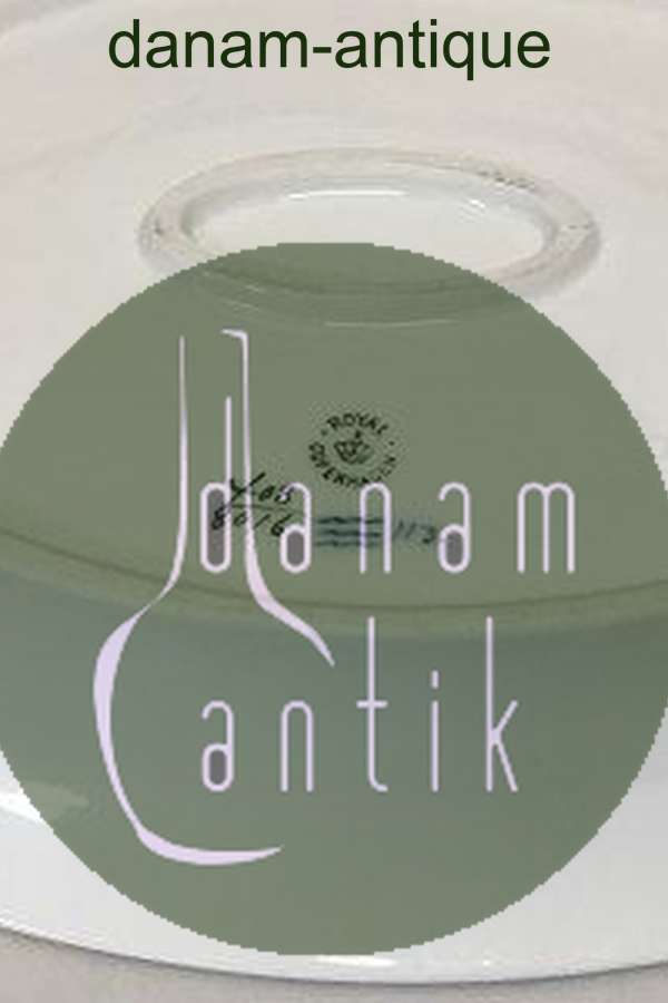 Royal Copenhagen Rosenknop Ovalt fad No 8016