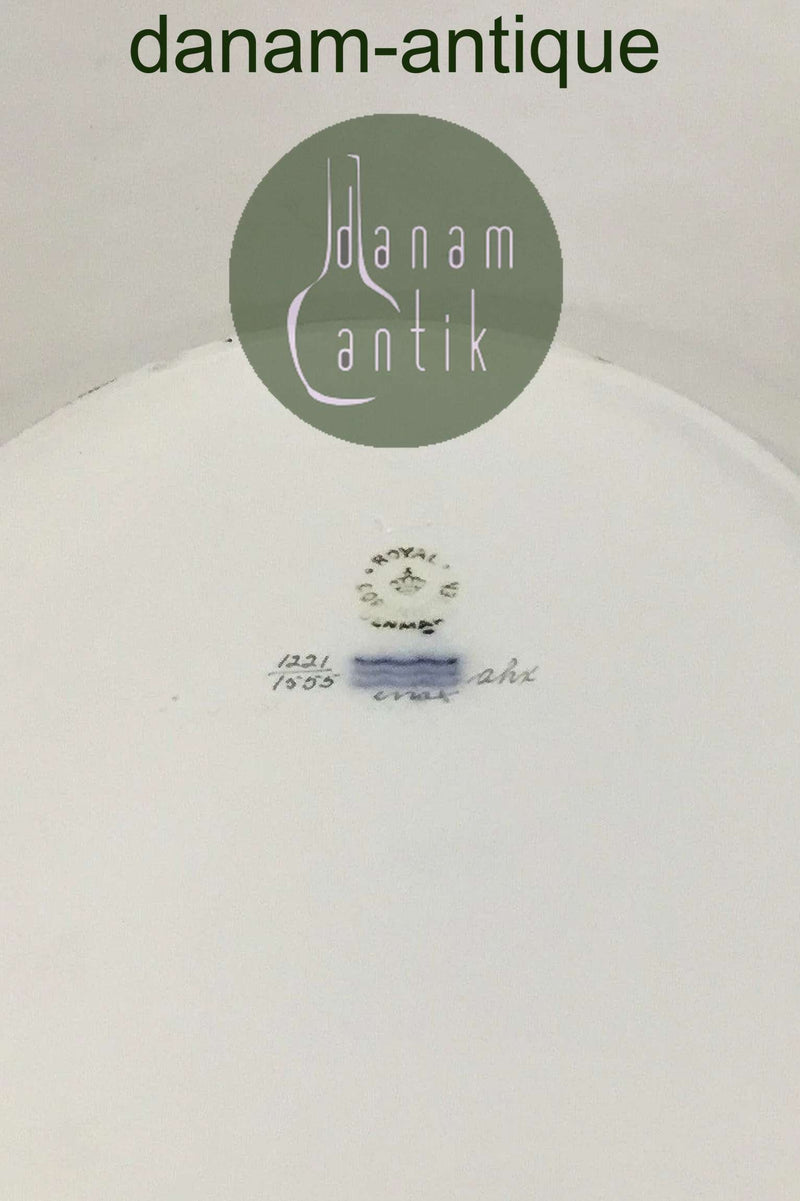 Royal Copenhagen Fuld Saksisk Blomst Ovalt fad No 1555