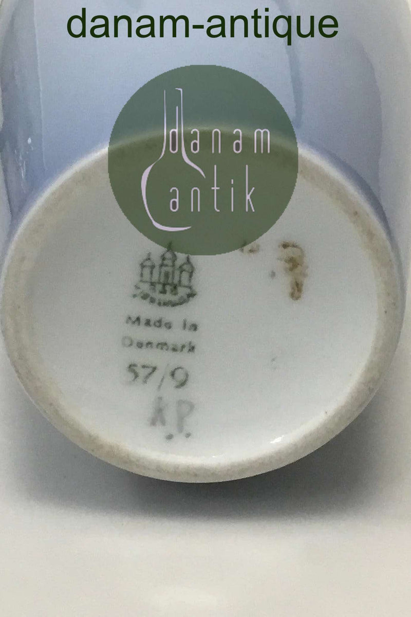 Bing & Grøndahl Art Nouveau Liljekonval Vase No 57/9