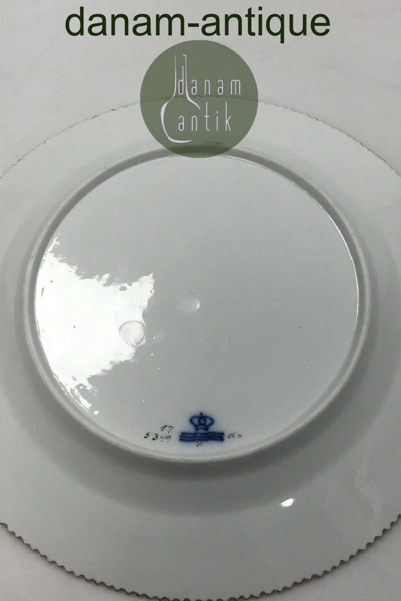 Royal Copenhagen Flora Danica Juliane Marie Middagstallerken No 17/3549