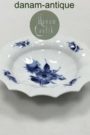 Royal Copenhagen Blå Blomst Kantet Lille skål No 8555