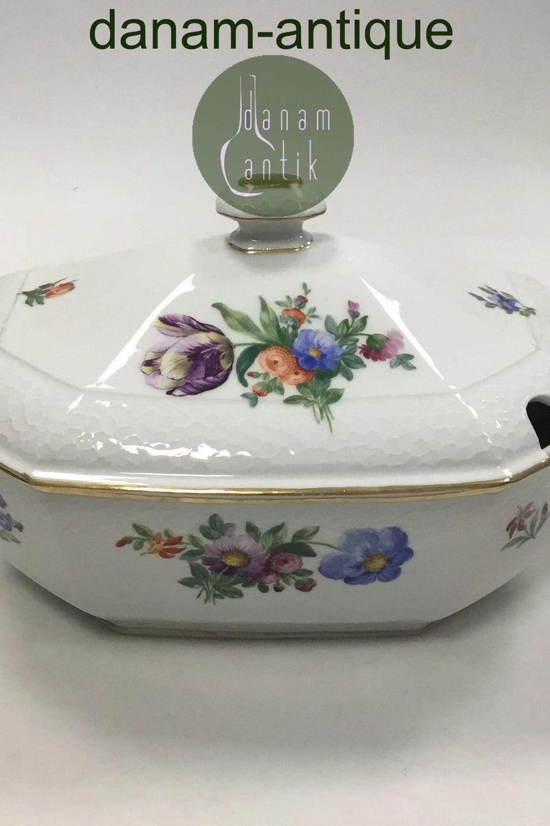 Royal Copenhagen Saxon Flower Light Bee Cell Tureen No 493/2059
