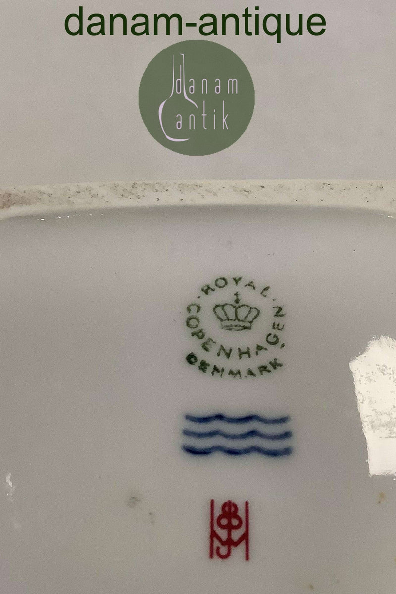 Royal Copenhagen Moderne Vase med Sølv Kugler