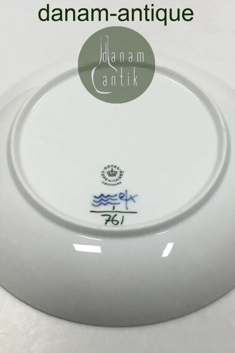 ロイヤルコペンハーゲン ブルーフルーテッドローボウル No 761