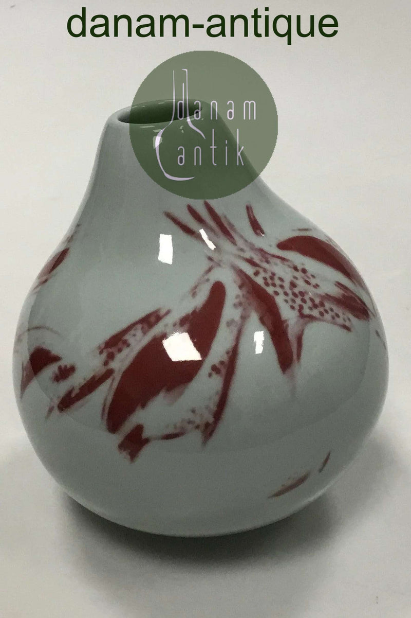 ロイヤルコペンハーゲン トーキルド・オルセンによるデザイン「Crooked