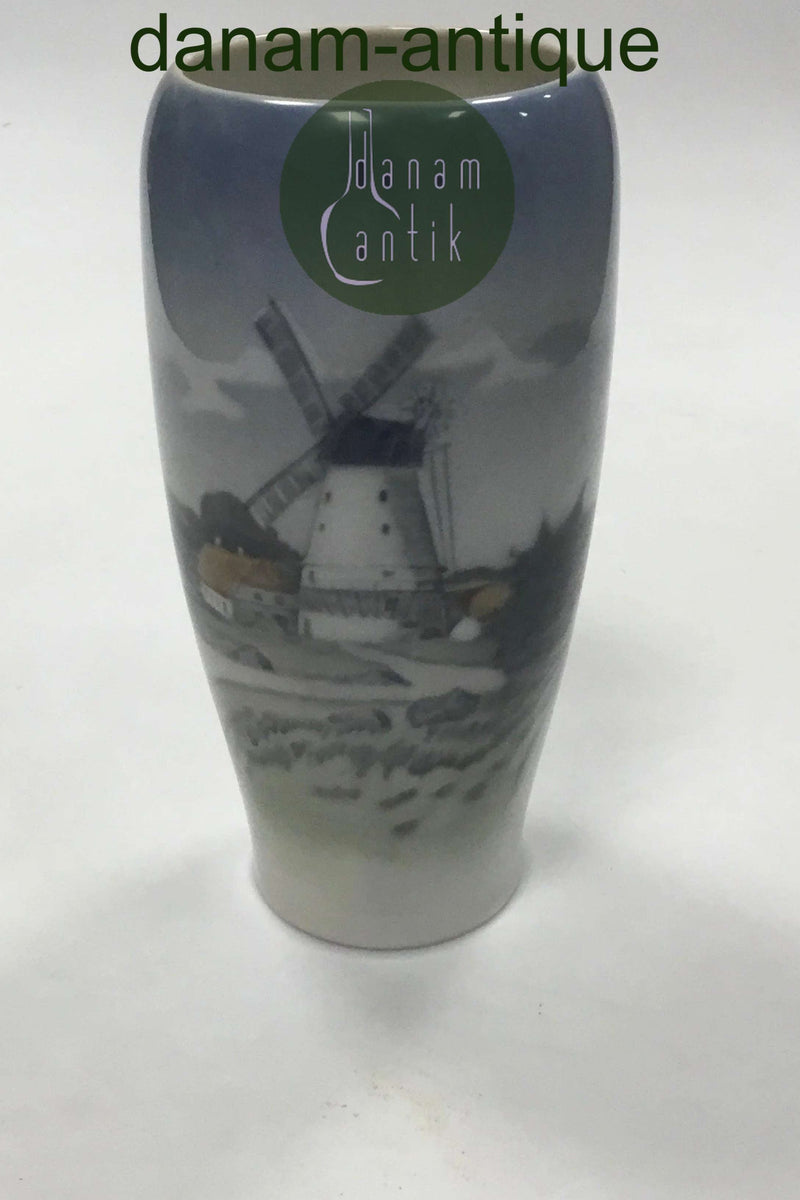 Royal Copenhagen Art Nouveau vase med landskab no 4568