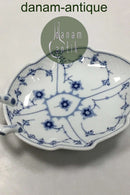 ビング＆グロンダール ブルー / ブルーフルーテッドリーフ型ディッシュ No 356