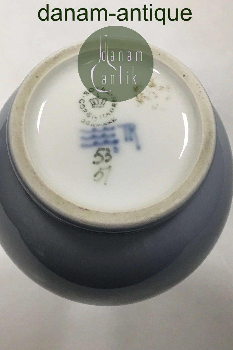 Royal Copenhagen Art Nouveau Vase med Blomster No. 53/51