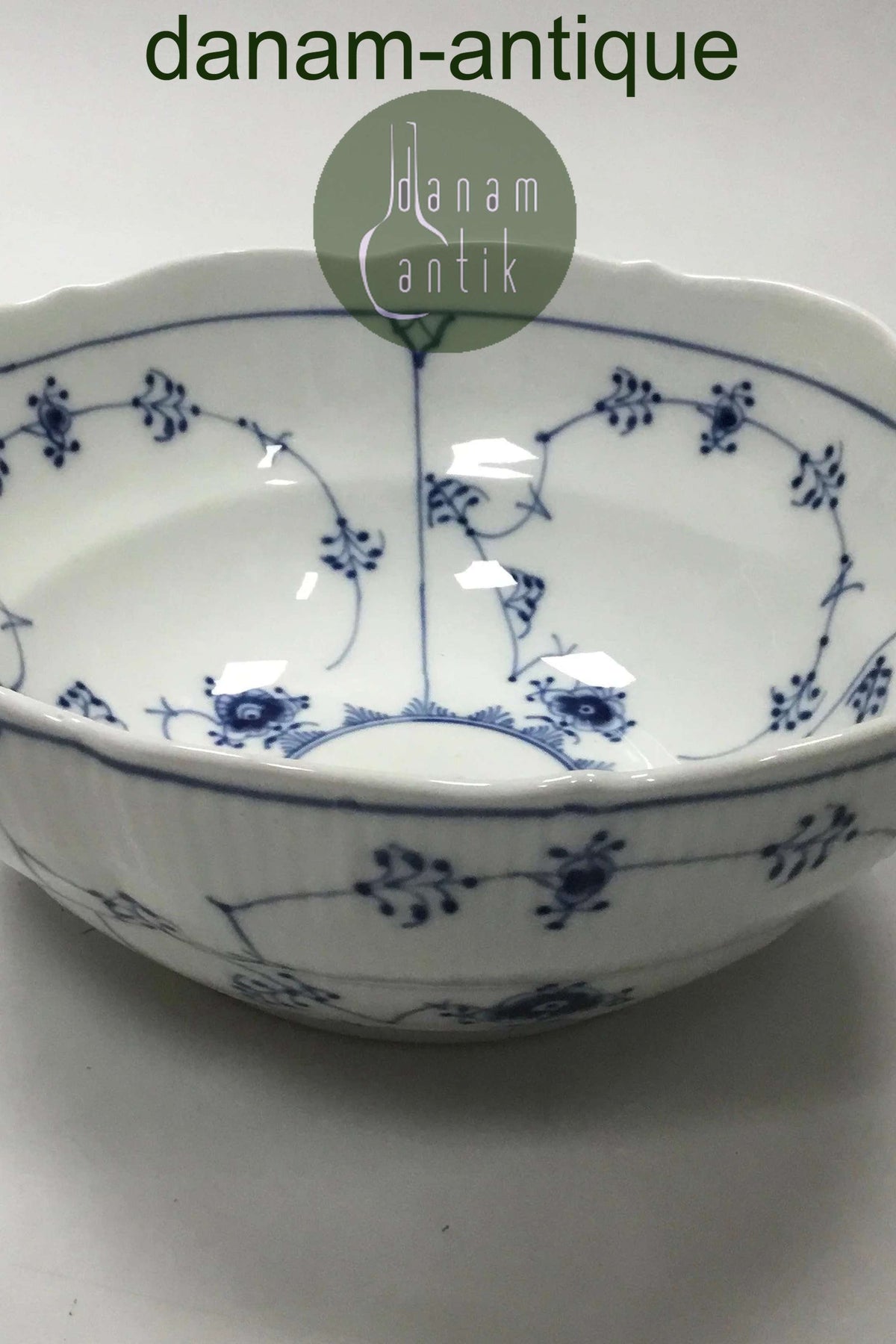 ロイヤルコペンハーゲン ブルーフルーテッドサラダボウル No 191