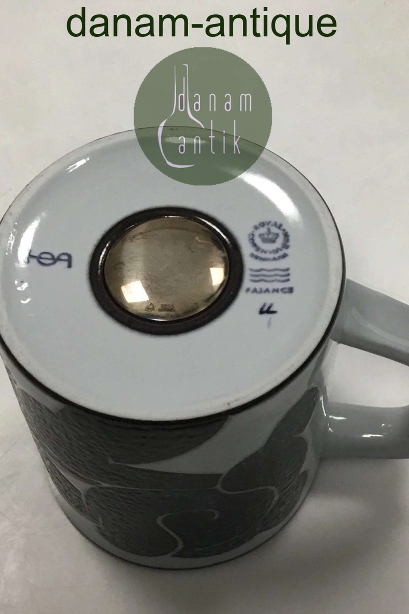 Royal Copenhagen Stort Årskrus 1971