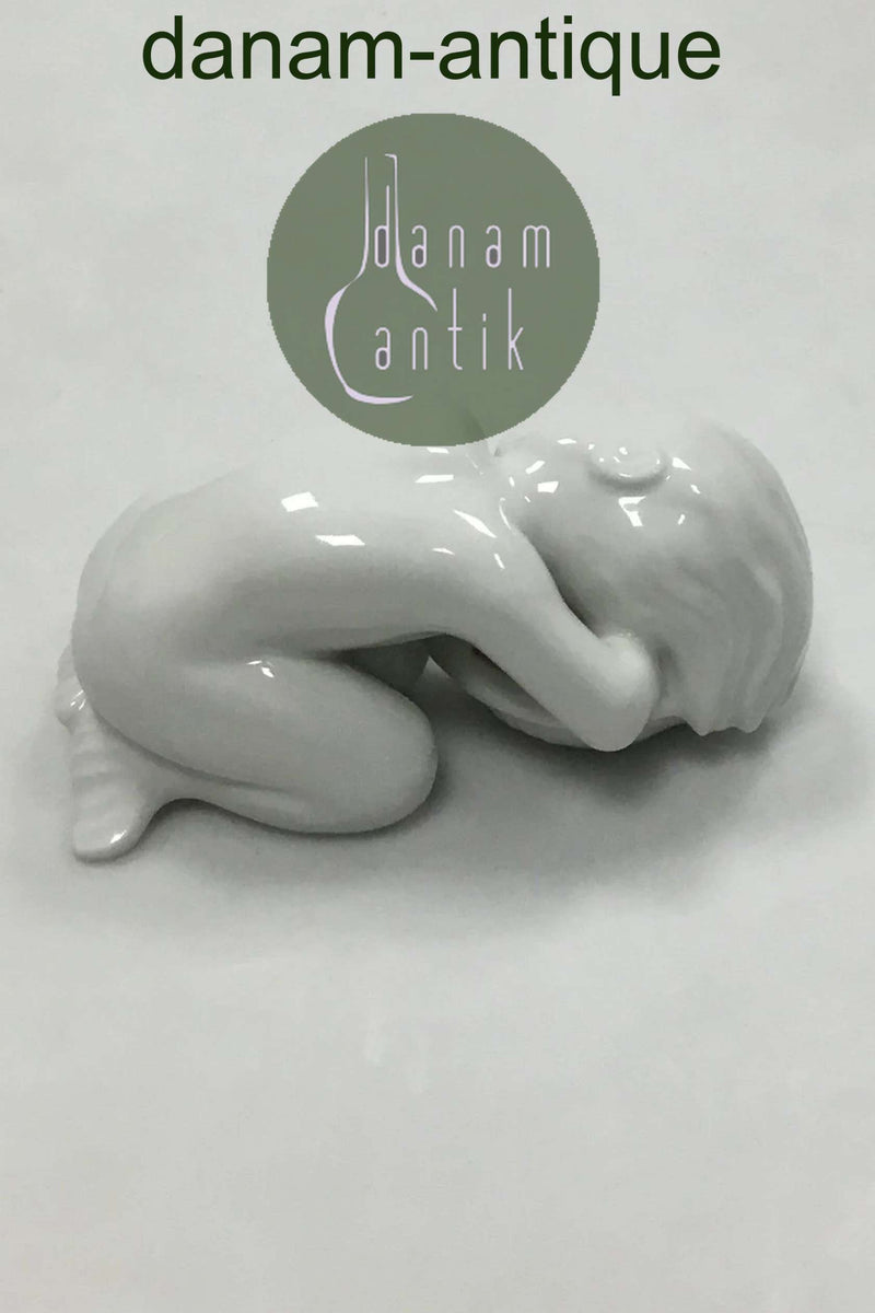 Bing og Grøndahl Blanc de Chine Figur med guld af Havbarn med Konkylie No. 2315