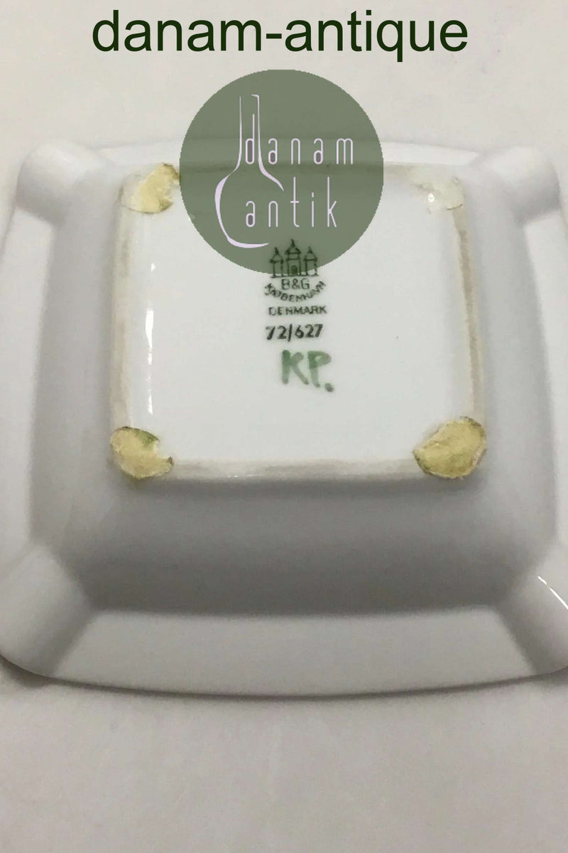 Bing og Grøndahl Askebæger med Blåregn No. 72/627