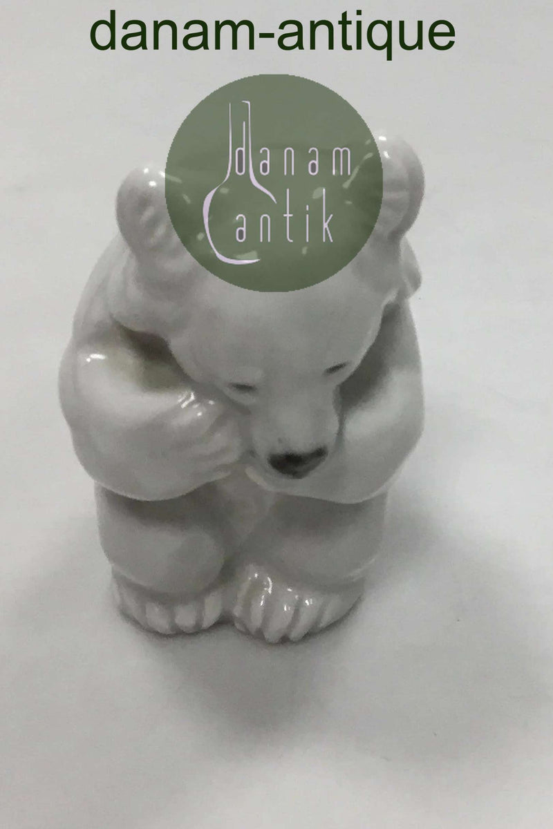 ロイヤルコペンハーゲン フィギュリン ホッキョクグマ（子グマ） No.235