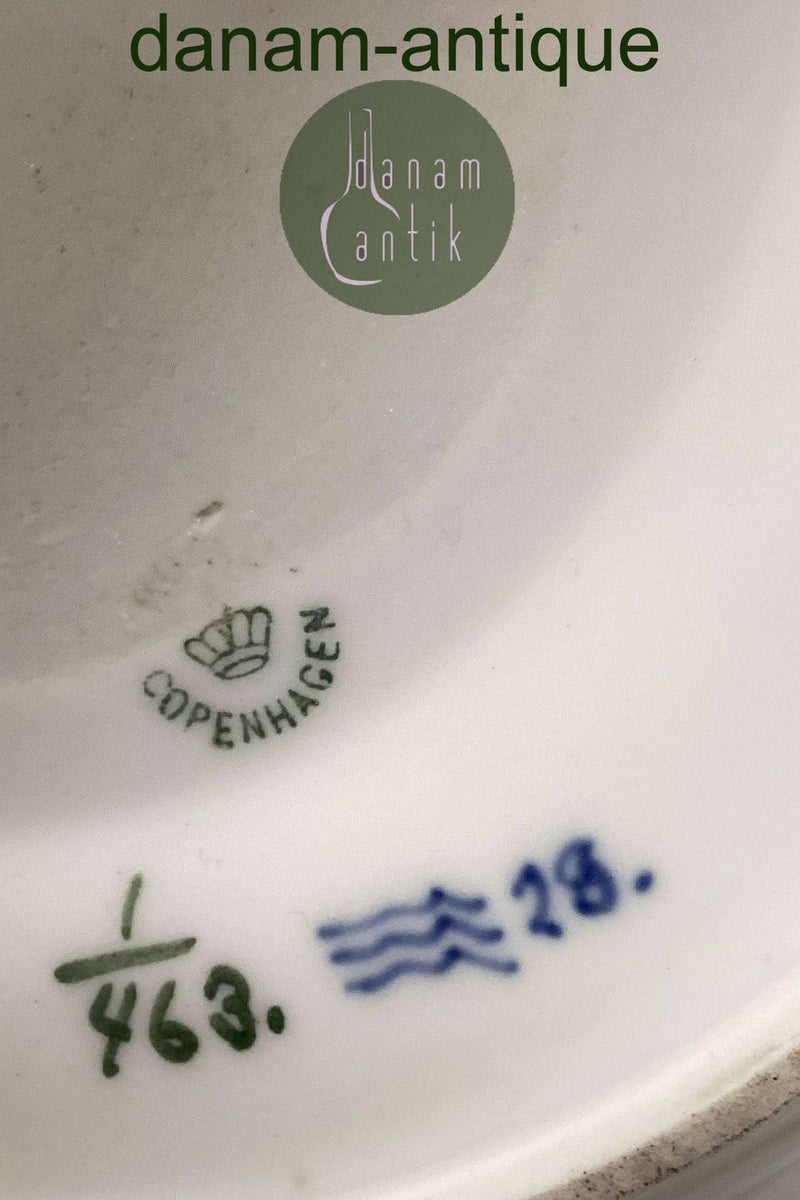 Royal Copenhagen Musselmalet Underdel til Terrin No. 463