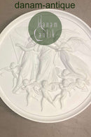 Thorvaldsen: Royal Copenhagen Biscuit Platte" Christmas Joy in Heaven" No 111