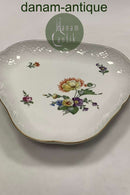 Bing and Grondahl Saxon Flower, White Triangular Dish No 40