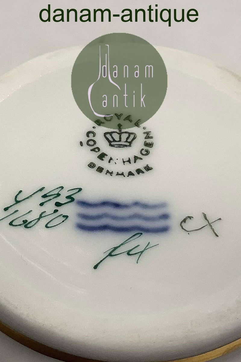 Royal Copenhagen Saksisk Blomst, Let Sukkerskål uden låg No 1680