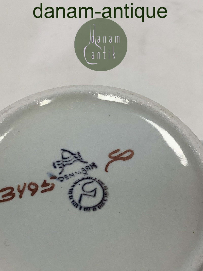 Royal Copenhagen Aluminia Dronning Margrethe Lille Årskrus fra 1967