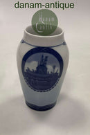 Royal Copenhagen Rundskue vase 1916 Measures 13,5cm / 5.31 inch