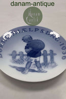 Royal Copenhagen Børnehjælpsdags Platte fra 1936