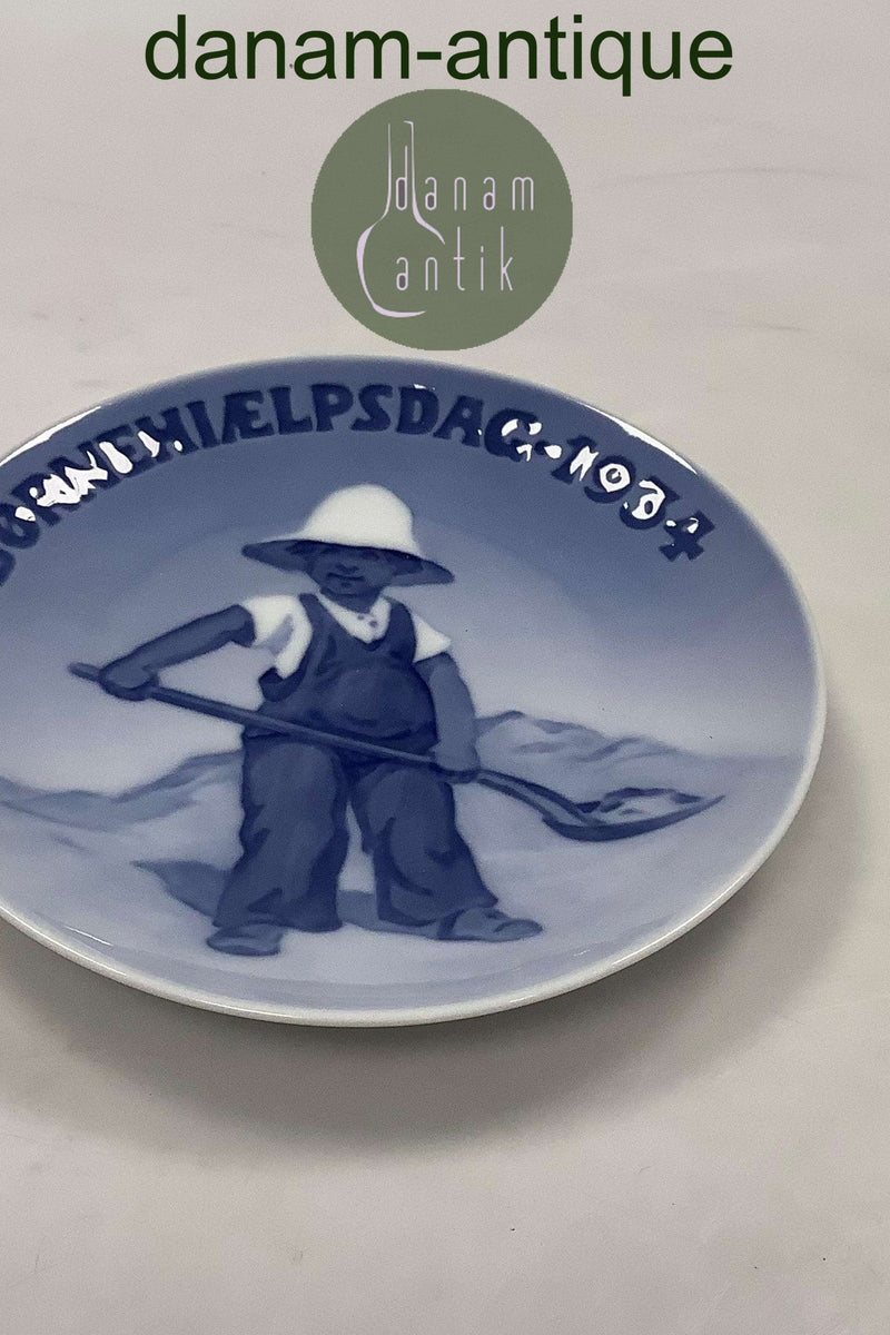 Royal Copenhagen Børnehjælpsdags Platte fra 1934