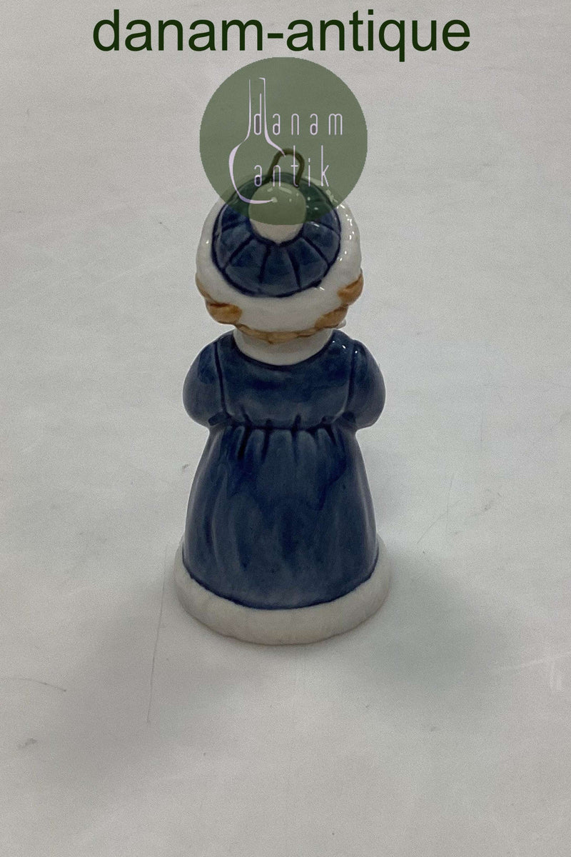 Royal Copenhagen Mini Collection Pige med Fugl No. 741