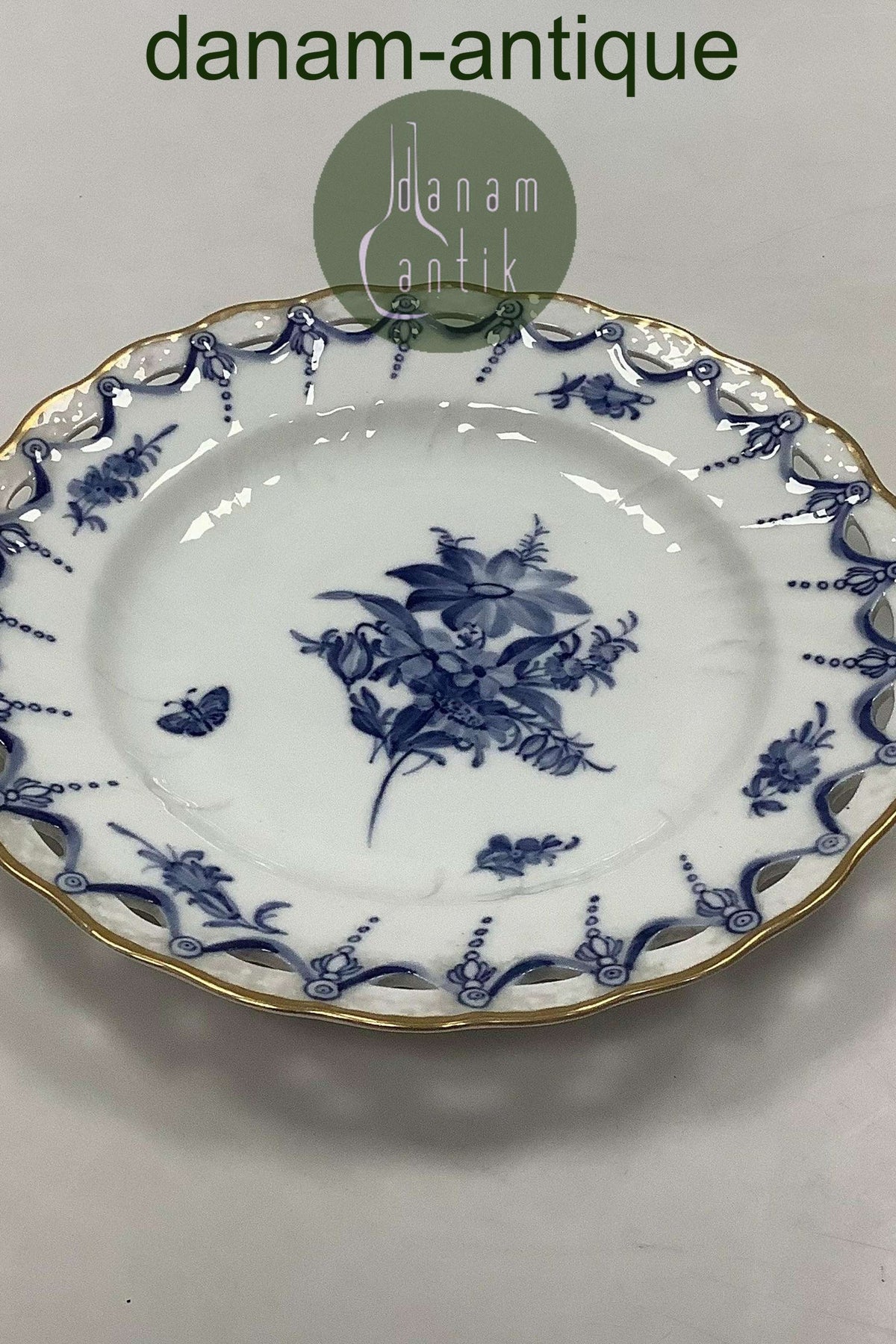 ロイヤルコペンハーゲン ブルーブルーテッド 透かし プレート メンズドレス•ビジネスシューズロイヤルコペンハーゲン ブルー