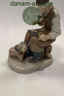 Bing og Grøndahl Figur af Skomager No 2228