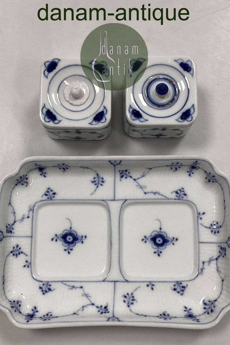 Royal Copenhagen Musselmalet Riflet Bakke med Blækhus No 127