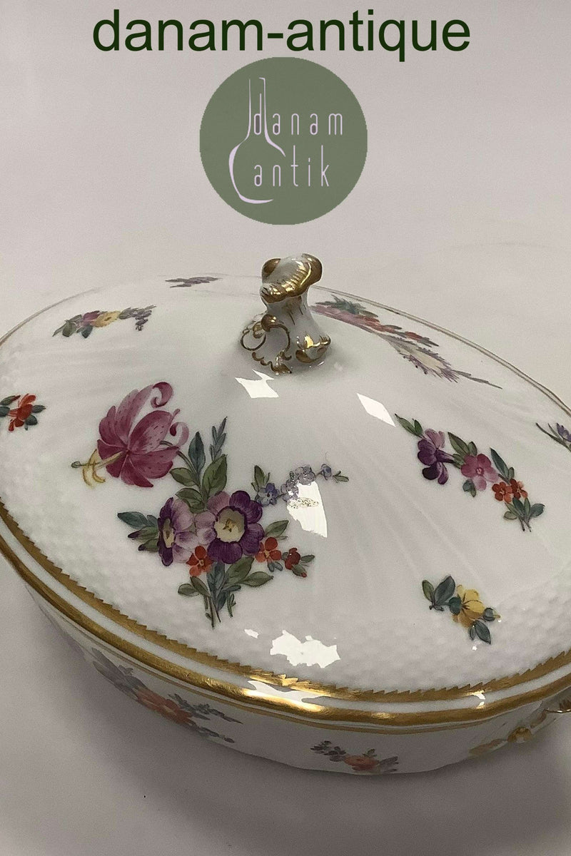 Royal Copenhagen  Fuld Saksisk Blomst Oval lågskål No 1702