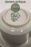 Bing和Grondahl/Kronjyden炻器白色堇菜咖啡杯和碟No 305