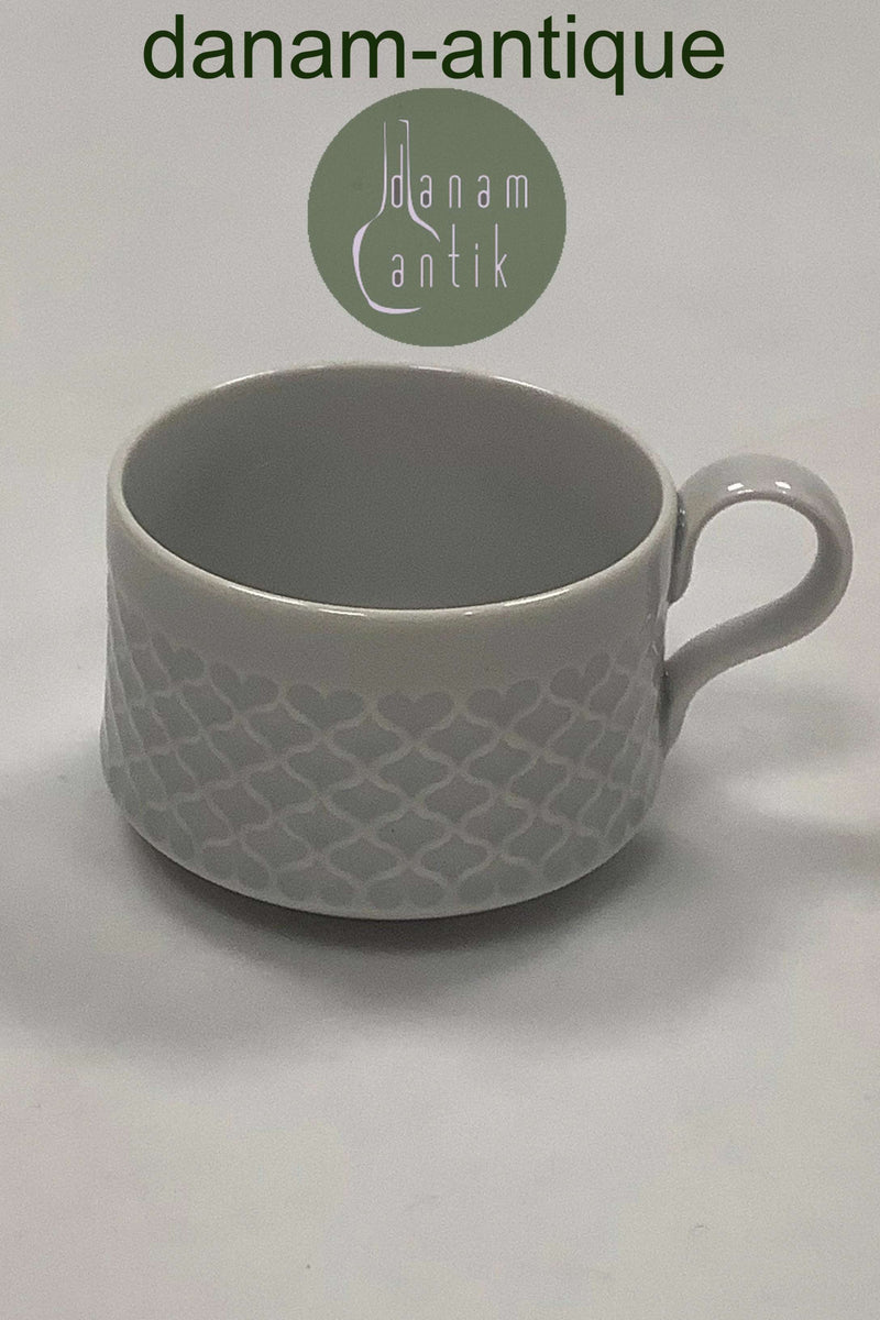 Bing和Grondahl/Kronjyden炻器白色糖果咖啡杯No 305