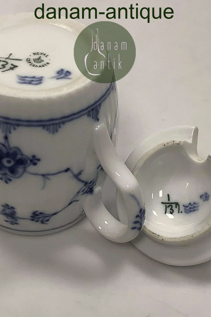 Royal Copenhagen Musselmalet Riflet Sennepskrukke med låg No. 137