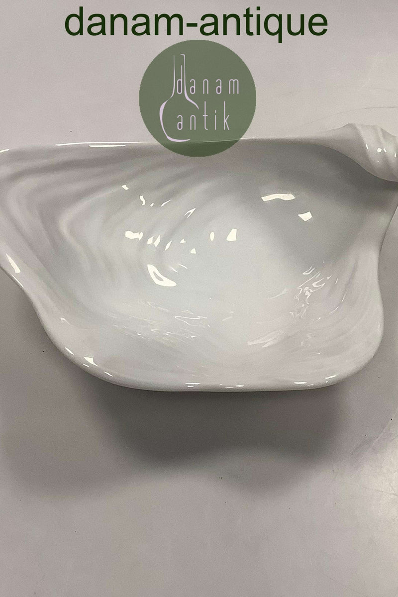 Royal Copenhagen Hvid Konkylie Serveringsskål No 347