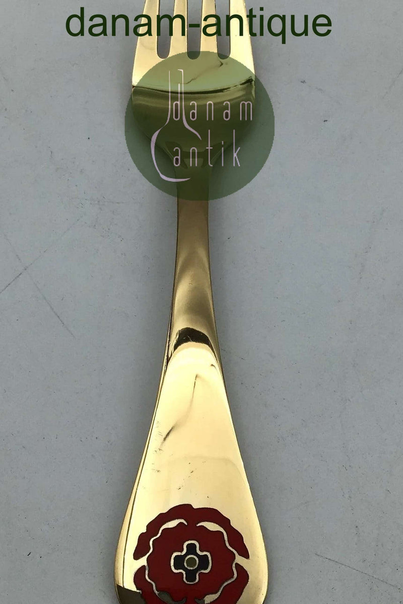 Georg Jensen Årsgaffel 1994 i forgyldt Sterling Sølv med emalje.