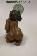 Bing & Grøndahl Figur af Kai Nielsen "Kvinde med druer og Faune" No 4022 fra Druehøstserien