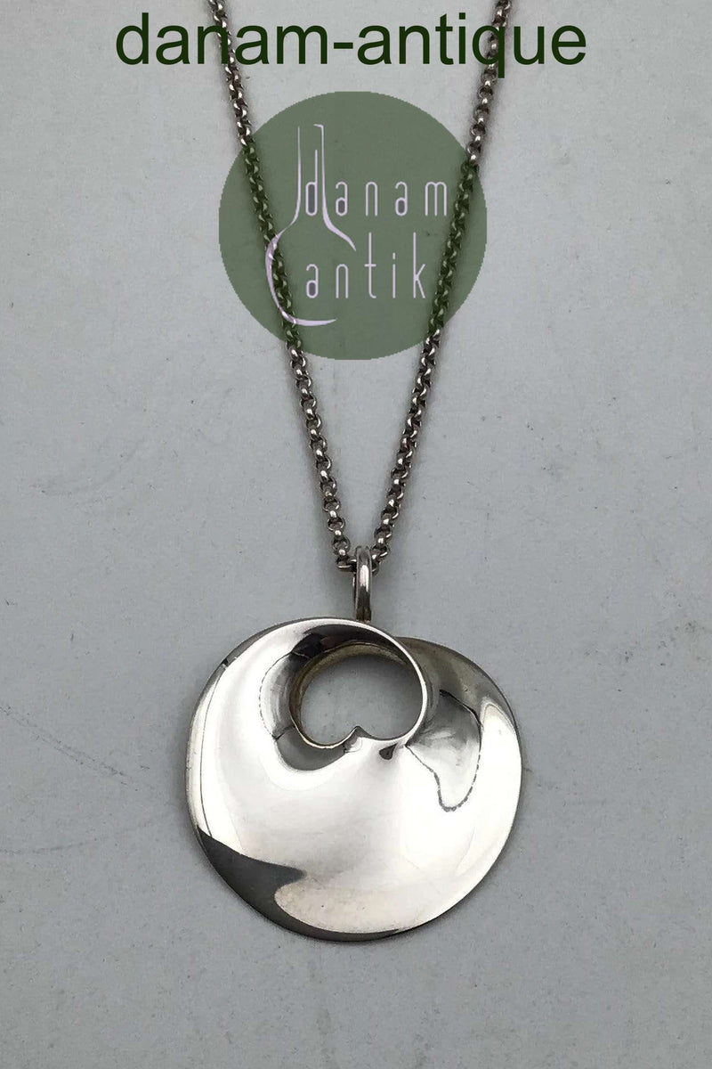 乔治-延森纯银吊坠 "隐秘的心 "薇薇安娜-托伦-布洛-胡贝（1997年）