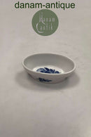 Royal Copenhagen Blå Blomst Flettet Saltkar No 8245