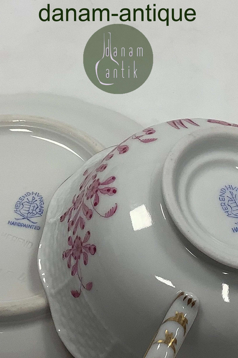 Herend Ungarn Thekop med underkop i rød overglasur