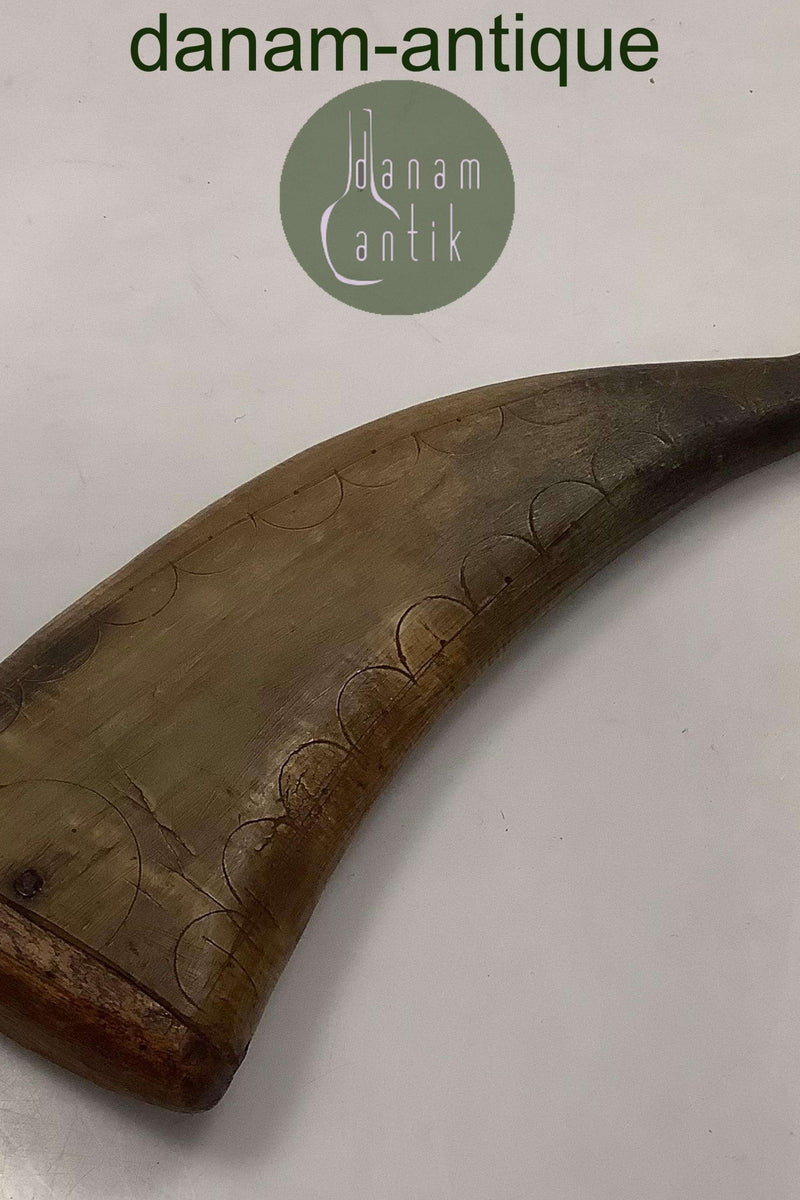 Antique powder horn made of horn