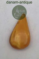 ドロップ型の琥珀 "ペンダント"