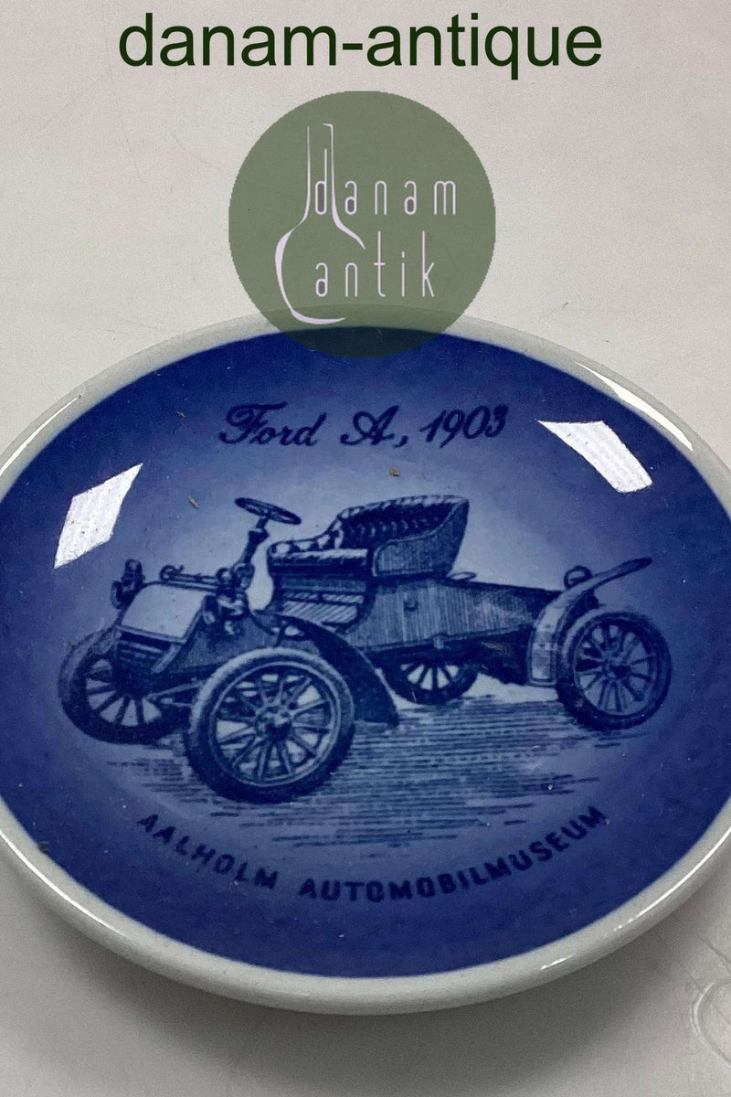 Royal Copenhagen 2010 Plaquette No 153 Ford A, 1903 Aalholm automobilmuseum