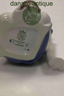 Lyngby Porcelænsfigur af Pige med Hund No 97