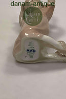 Bing 和 Grondahl 塑像女孩梳头 No 2257