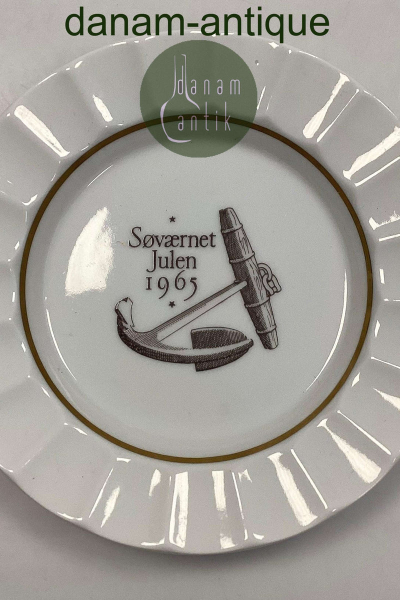 Royal Copenhagen / Aluminia Søværnets Juleplatte 1965