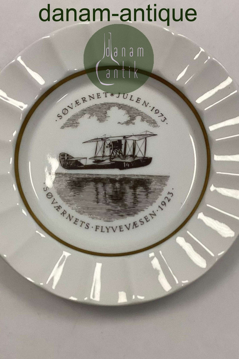 Royal Copenhagen / Aluminia Søværnets Juleplatte 1973